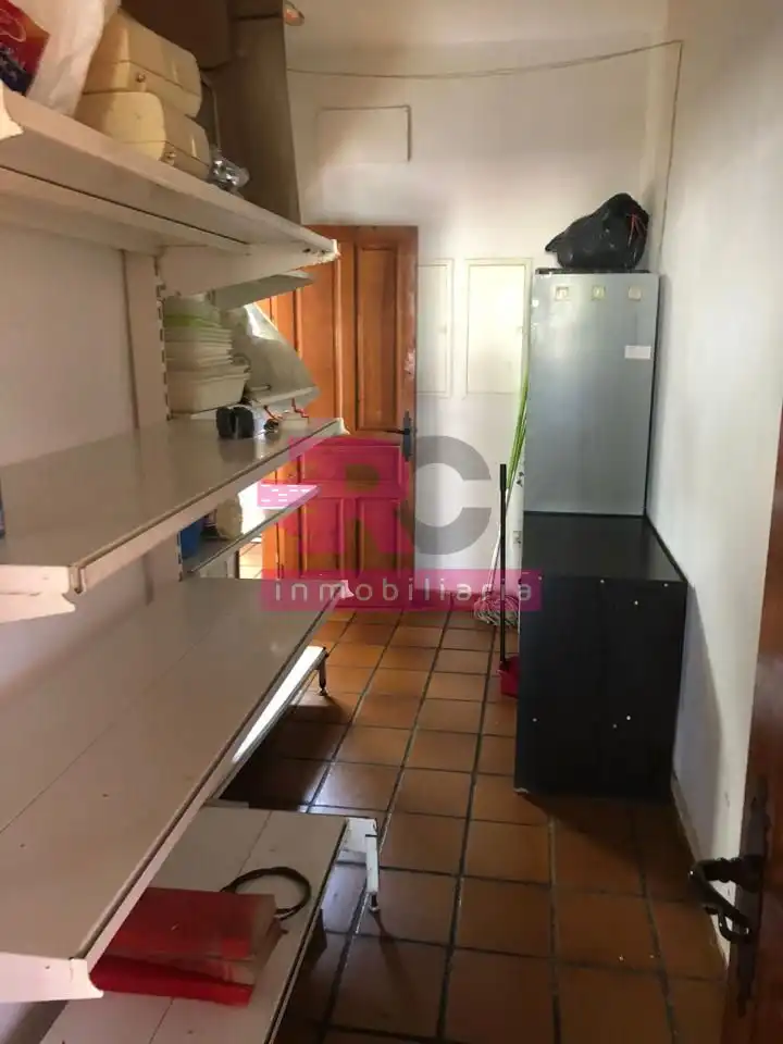 Kitchen of Commercial properties for sale in Cabrerizos