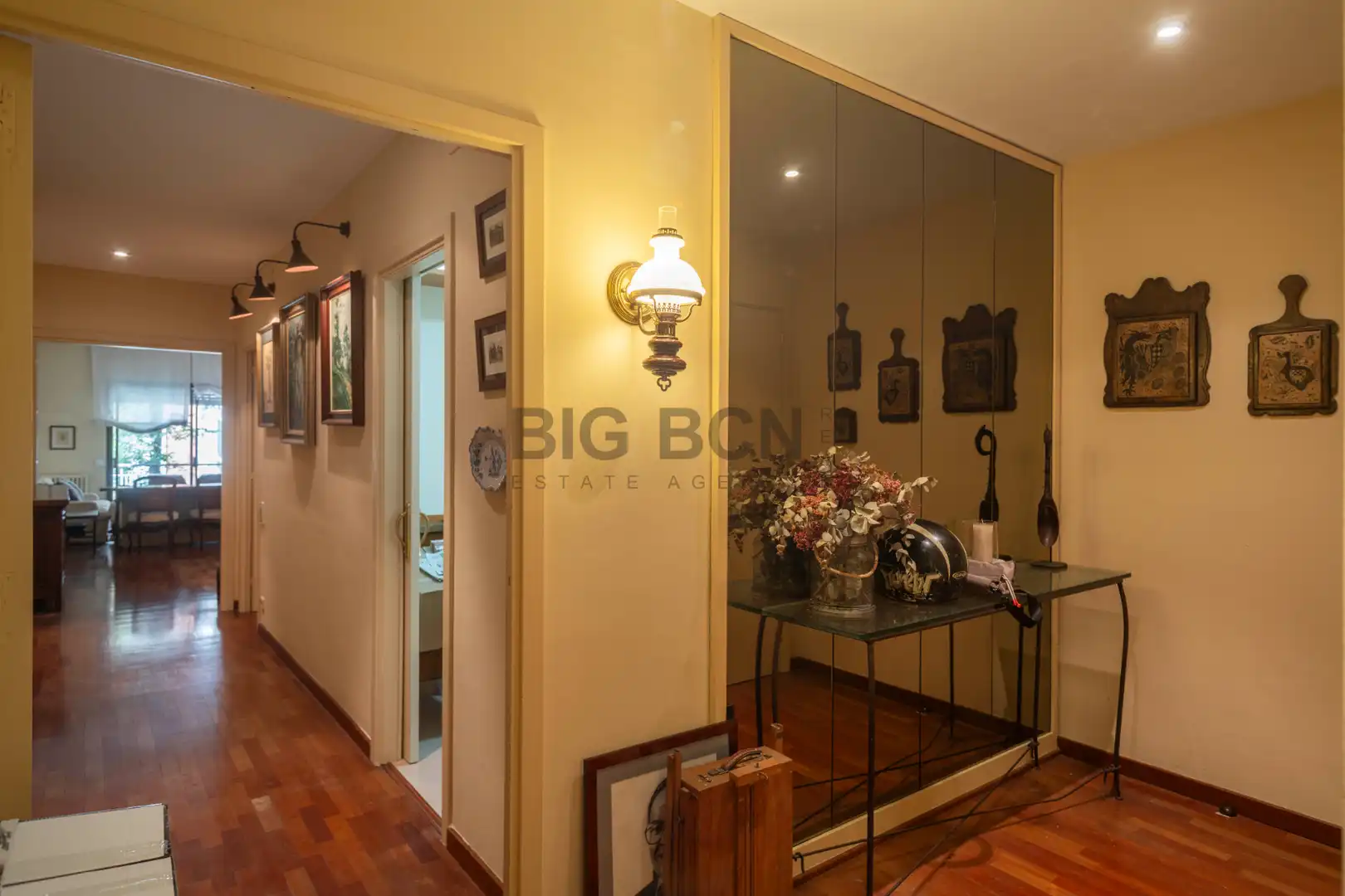 Piso en venta en Barcelona con Aire acondicionado, Calefacción y Parquet