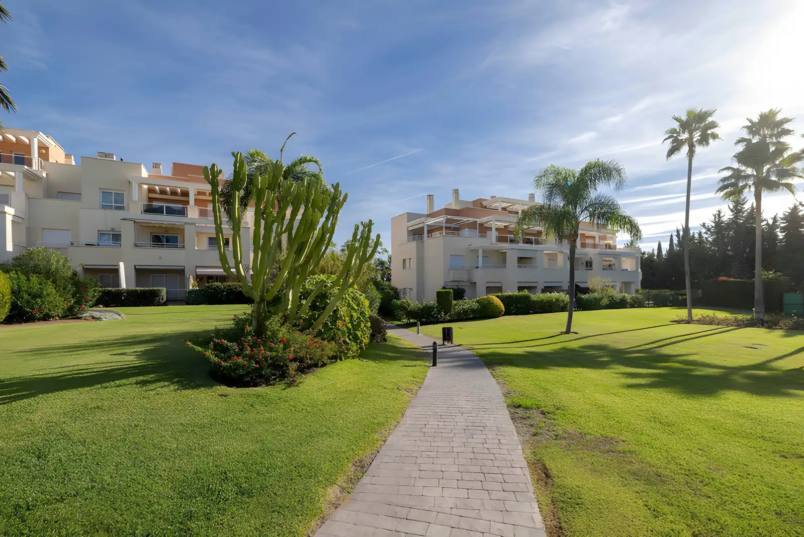 Àtic amb piscina en venda a Estepona Pueblo, imagen 8
