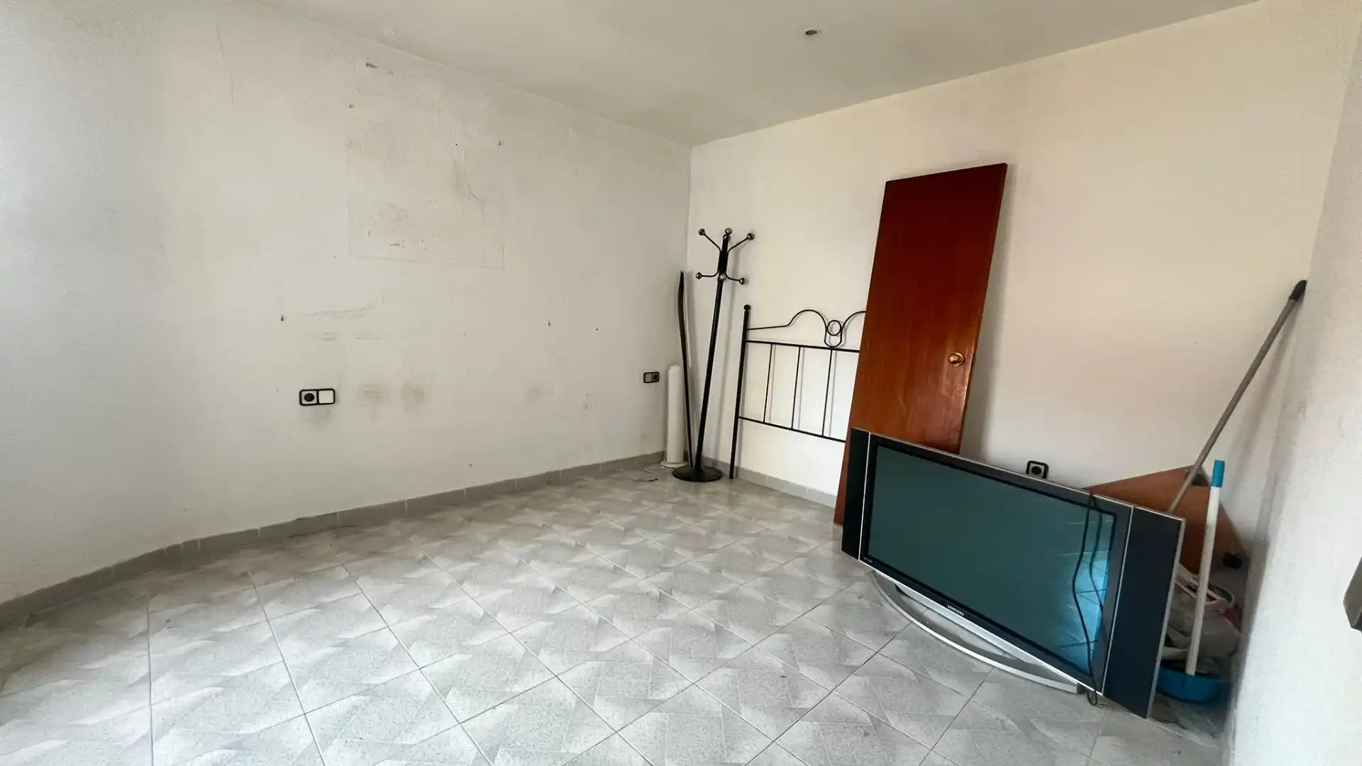 Flat for sale in Cornellà de Llobregat
