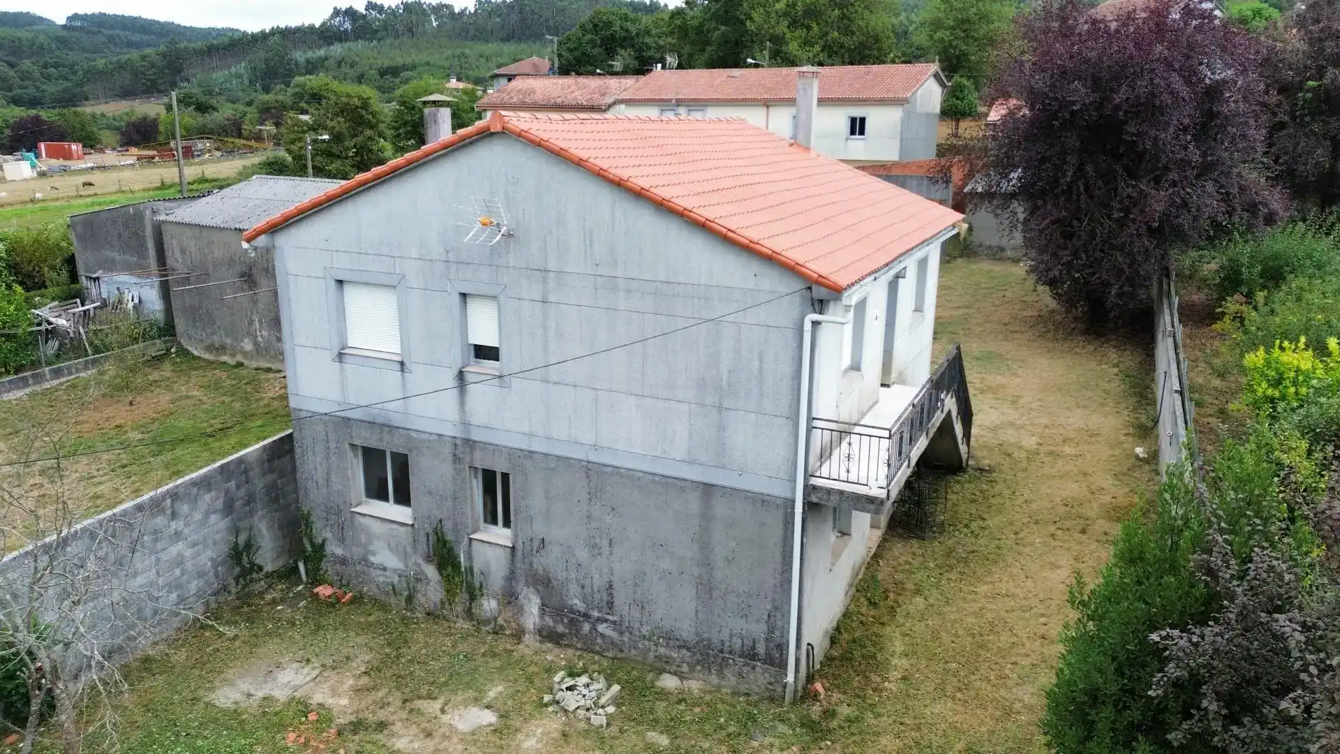 Vista exterior de Casa o chalet en venta en Melide con Jardín privado, Trastero y Amueblado
