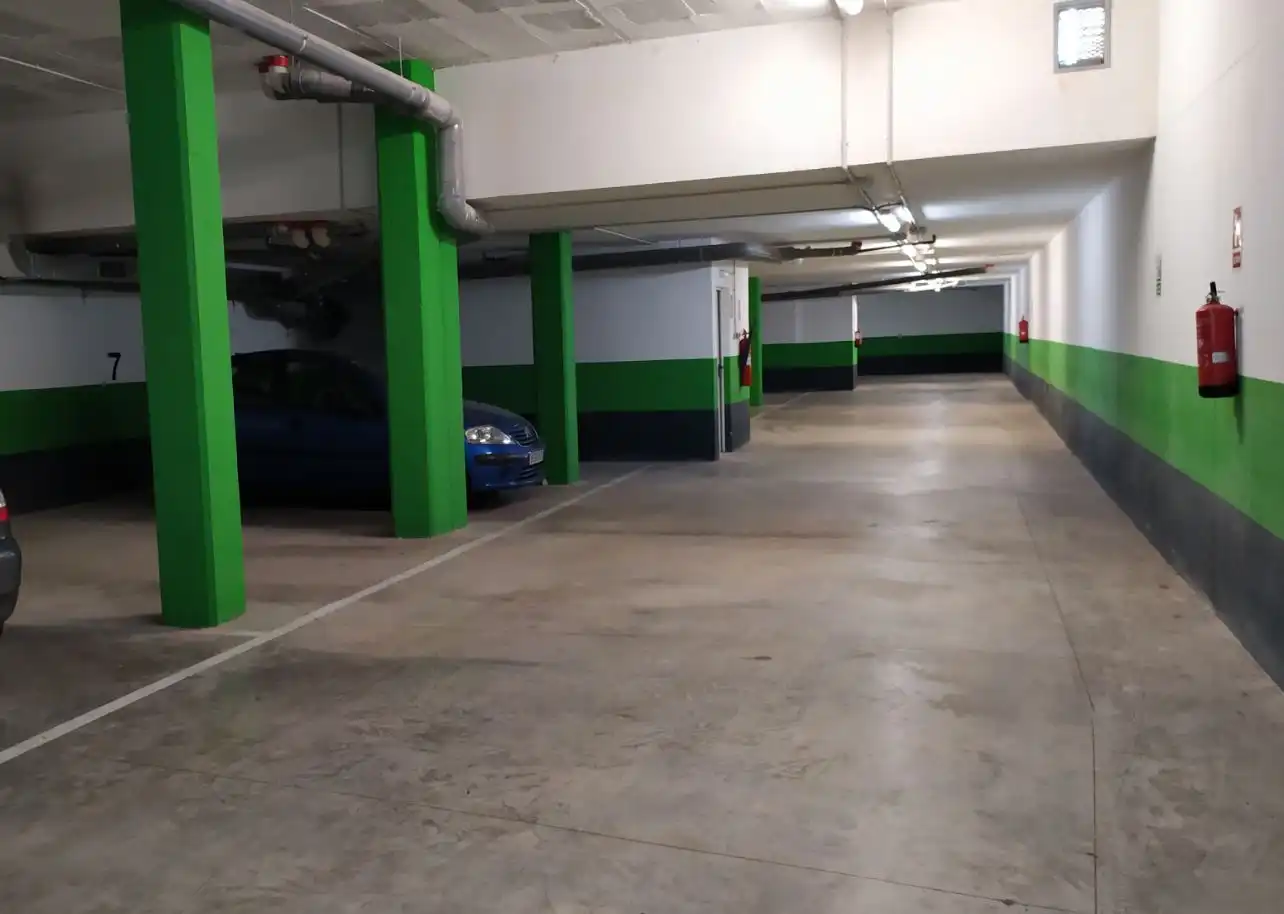 Aparcamiento con ascensor en venta en Vinya, imagen 13