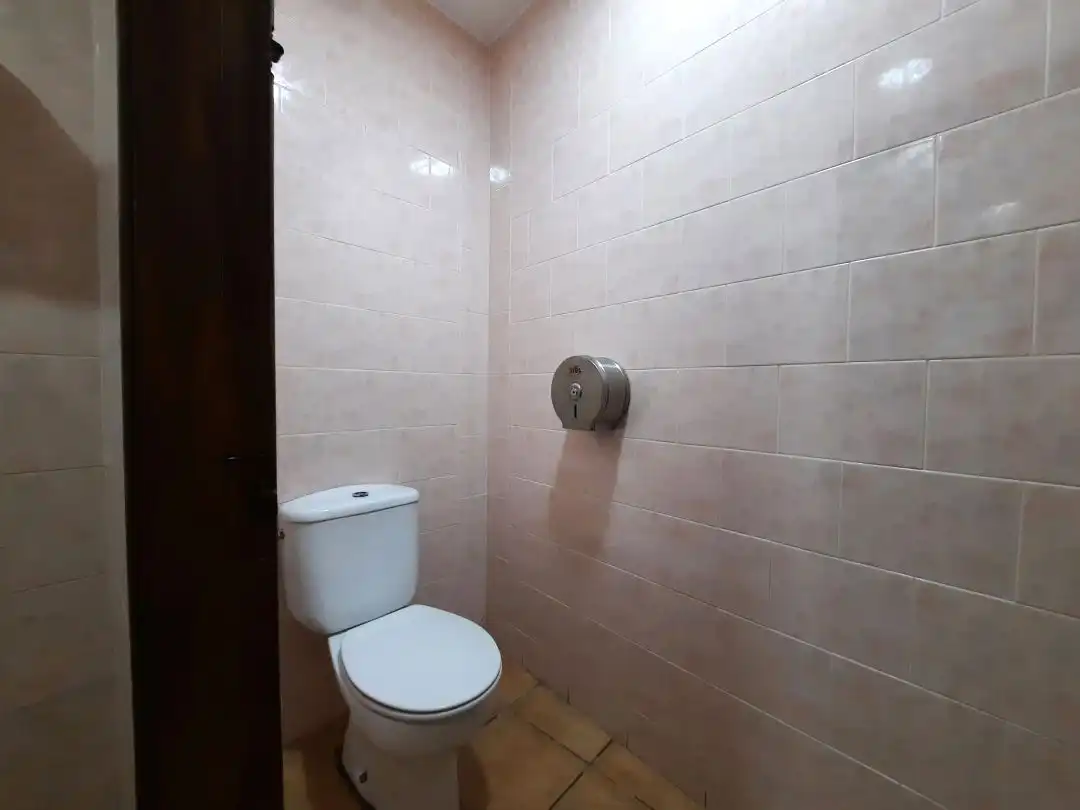 Bany de Casa o xalet en venda en Escalona amb Aire condicionat i Calefacció