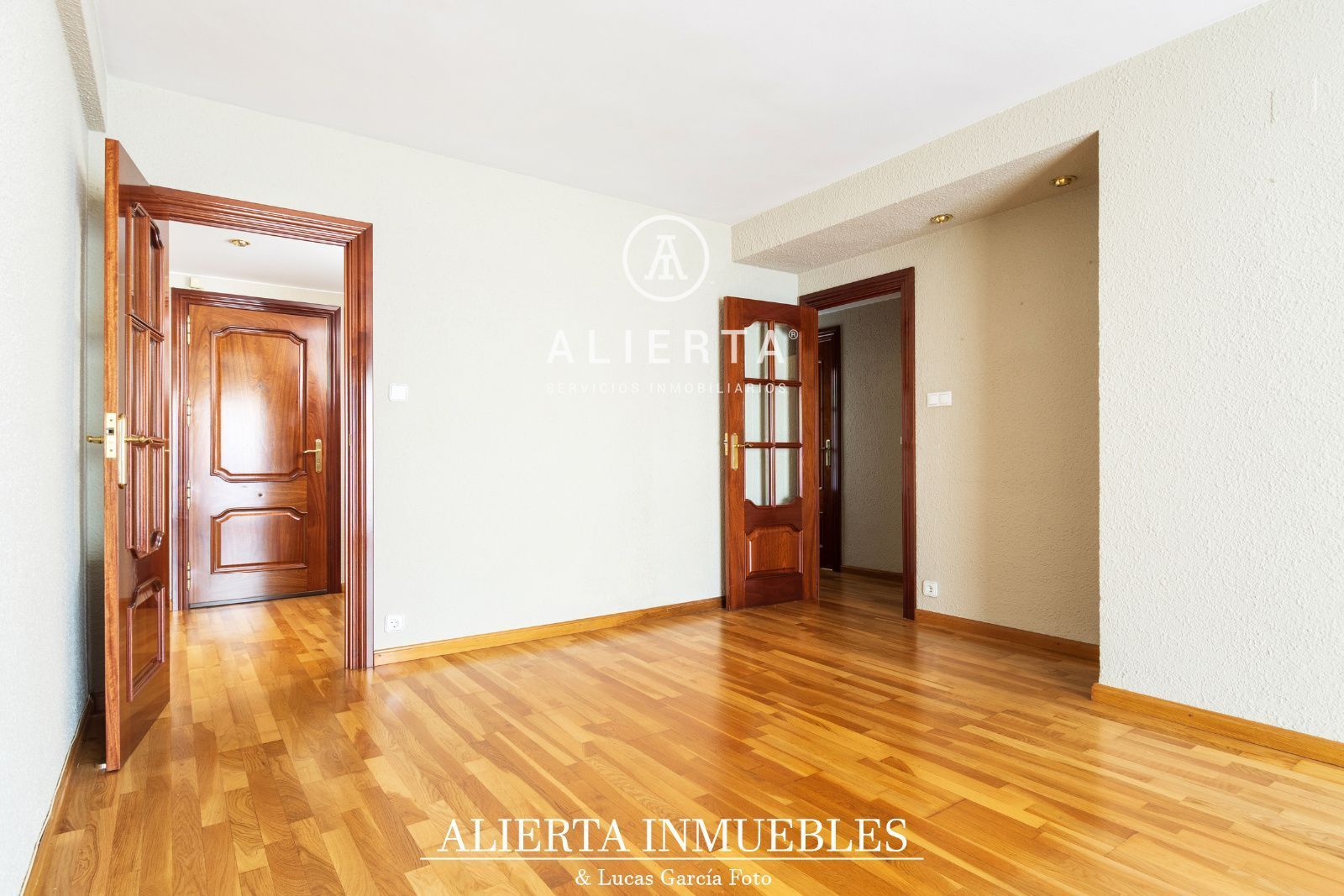 Bedroom of Attic for sale in  Zaragoza Capital  with Air Conditioner, Heating and Storage room