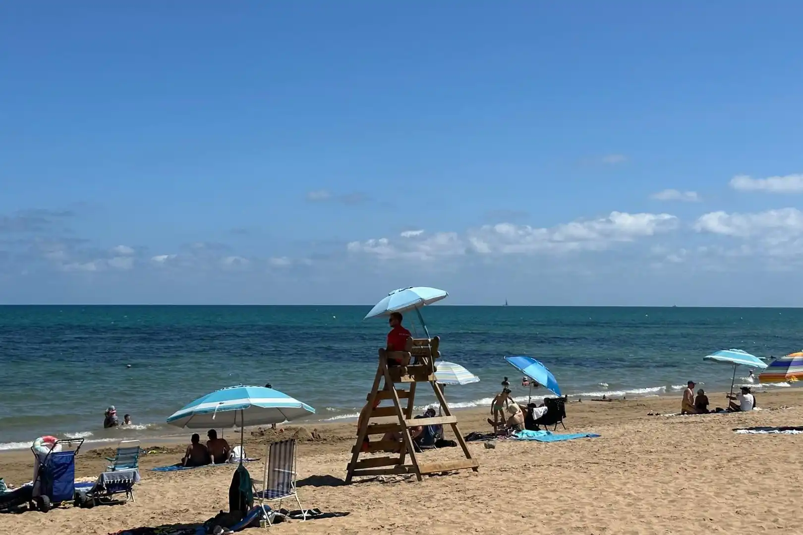 Außenansicht von Wohnungen zum Verkauf in Torrevieja mit Balkon