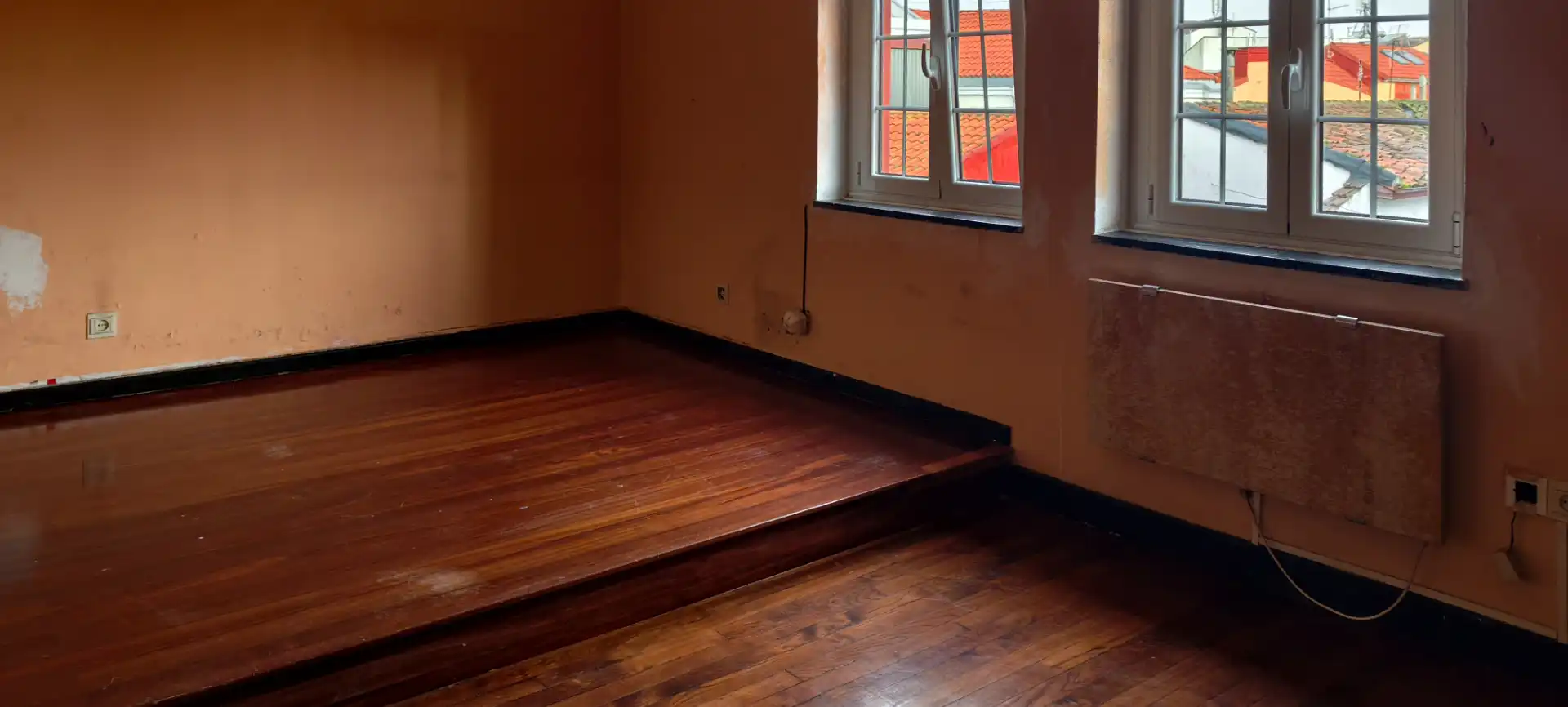 Piso en venta en Avilés con Calefacción y Parquet