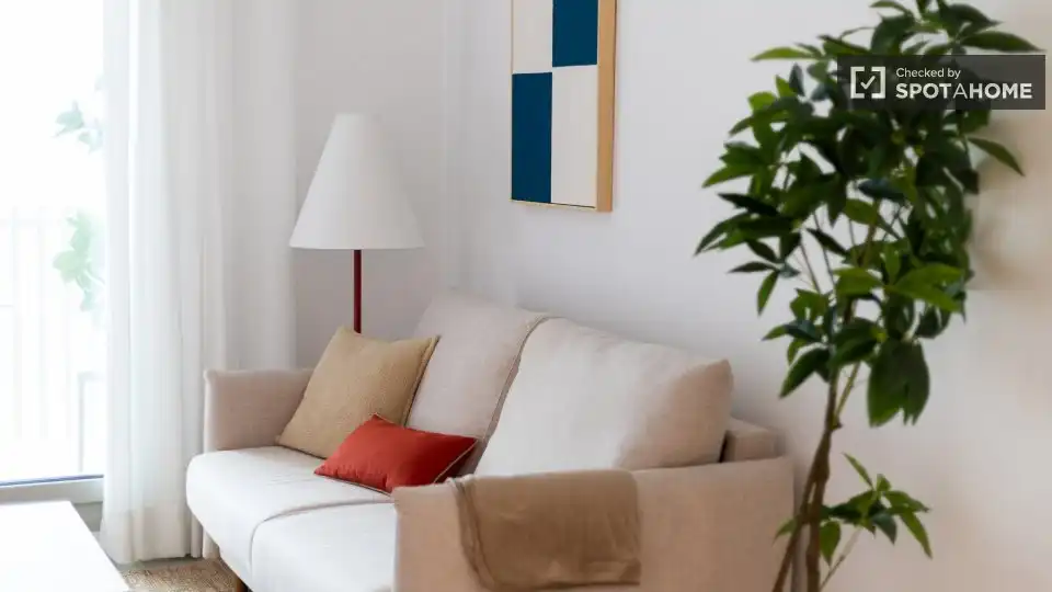 Living room of Flat for rent in Valencia  with Air Conditioner, Heating and Furnished