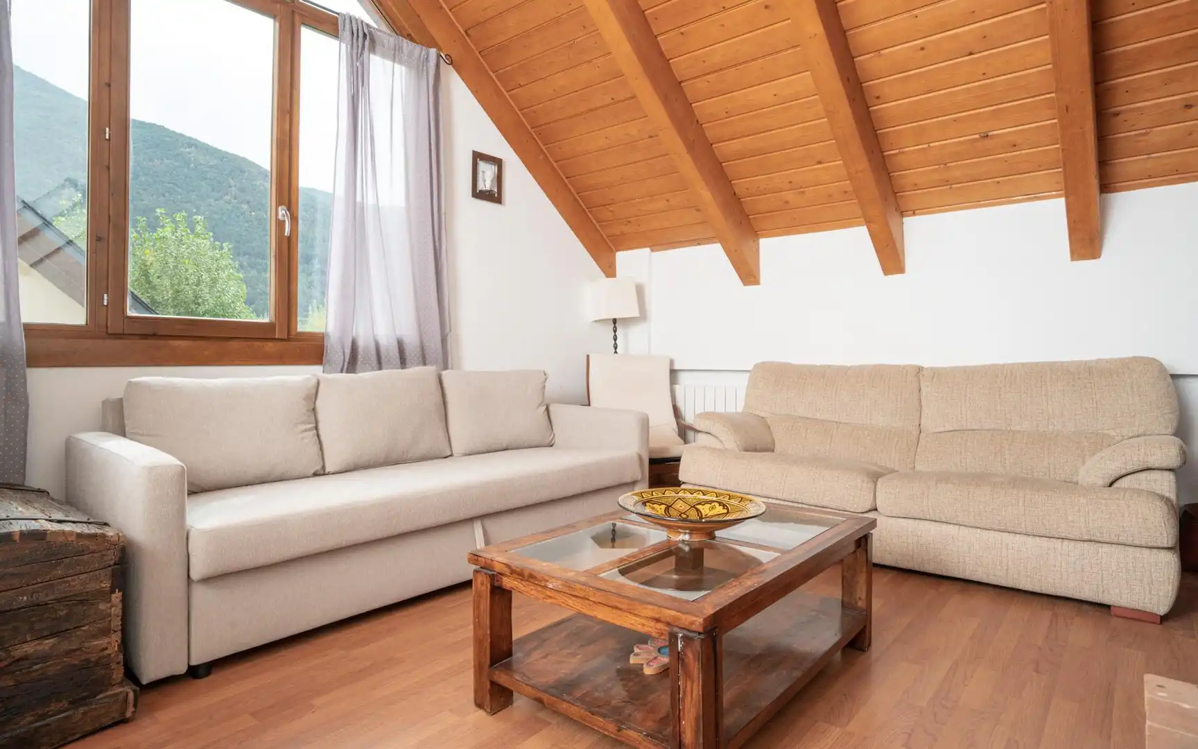 Wohnzimmer von Dachboden zur Miete in Villanúa, Huesca