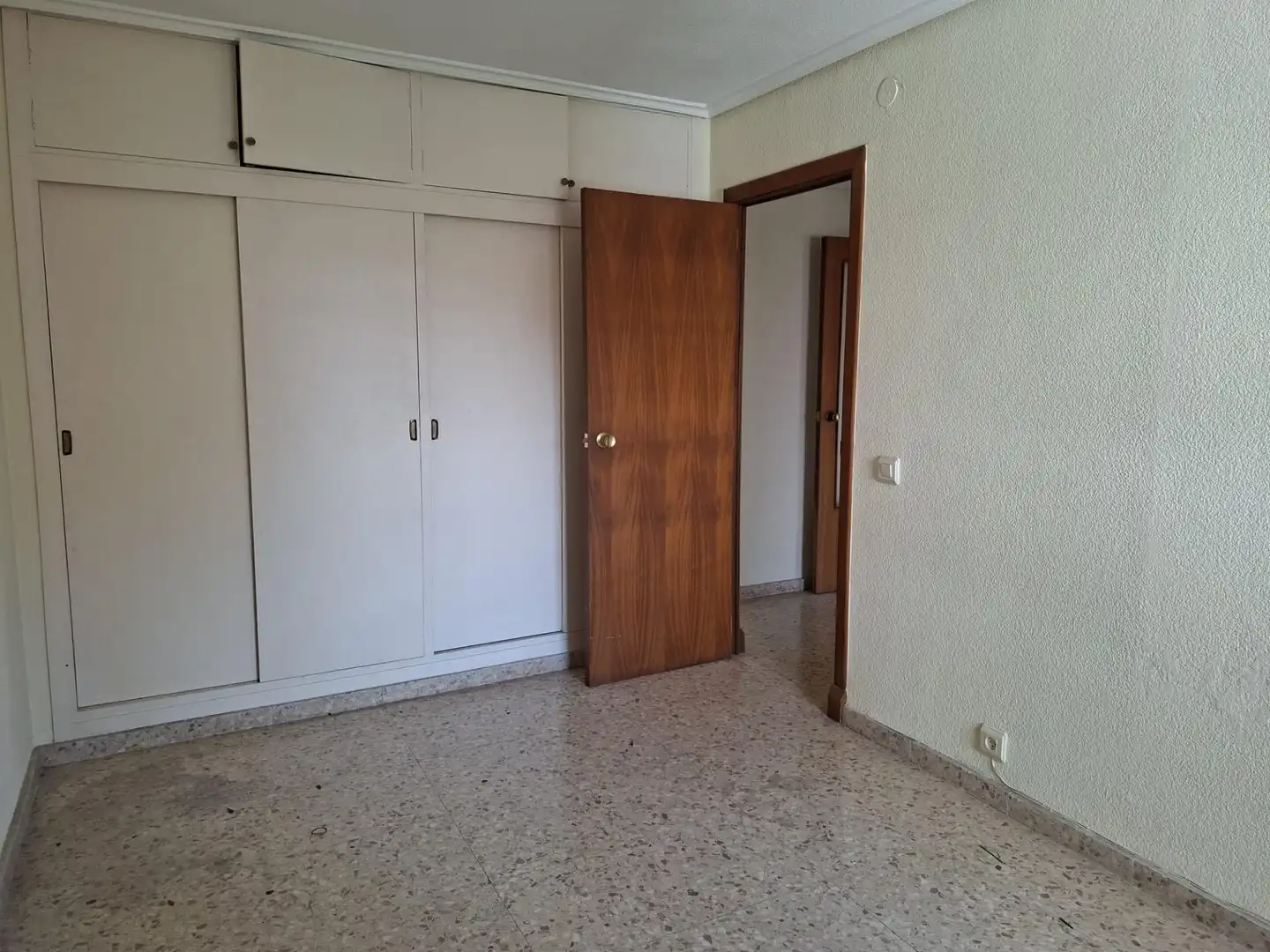 Dormitori de Pis de lloguer en Murcia amb Aire condicionat i Calefacció