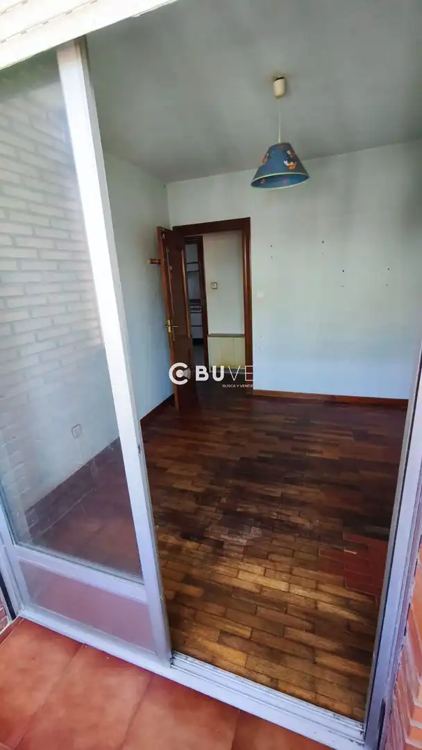 Piso en venta en León Capital  con Terraza y Trastero
