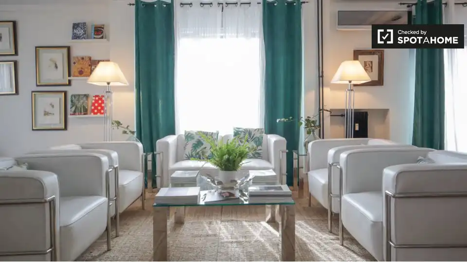 Flat for rent in Castilla