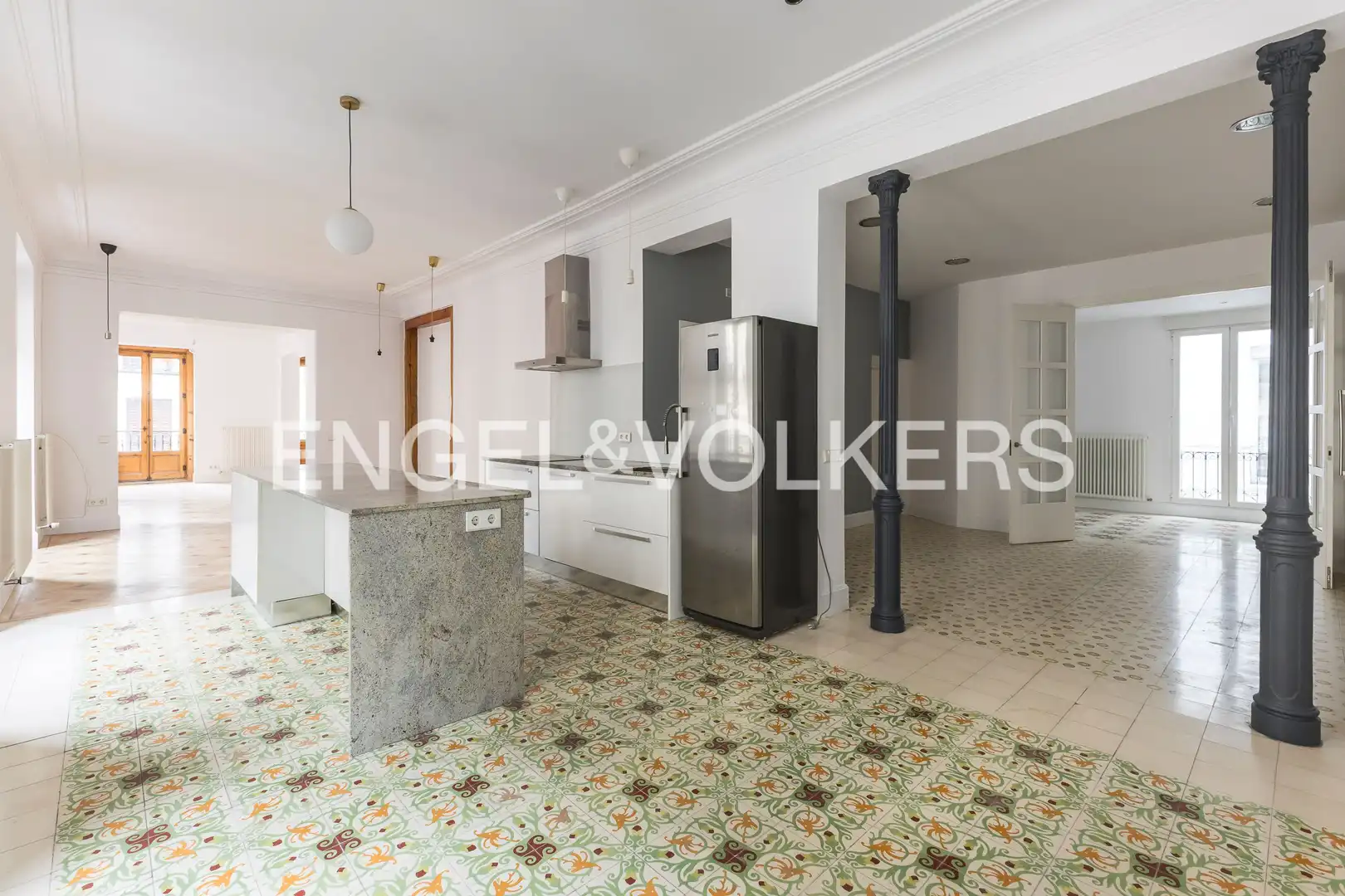 Cocina de Piso de alquiler en Madrid con Calefacción, Parquet y Balcón