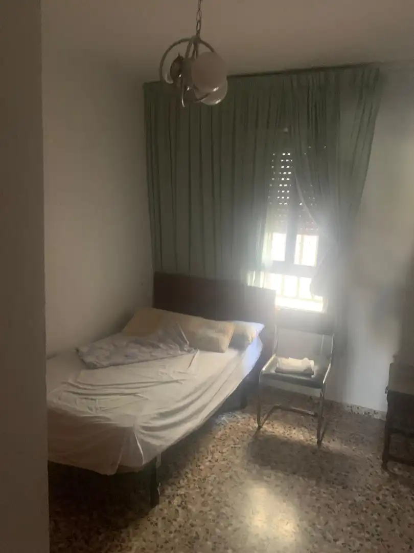 Habitación de Casa o chalet en venta en Burriana / Borriana con Jardín privado y Amueblado