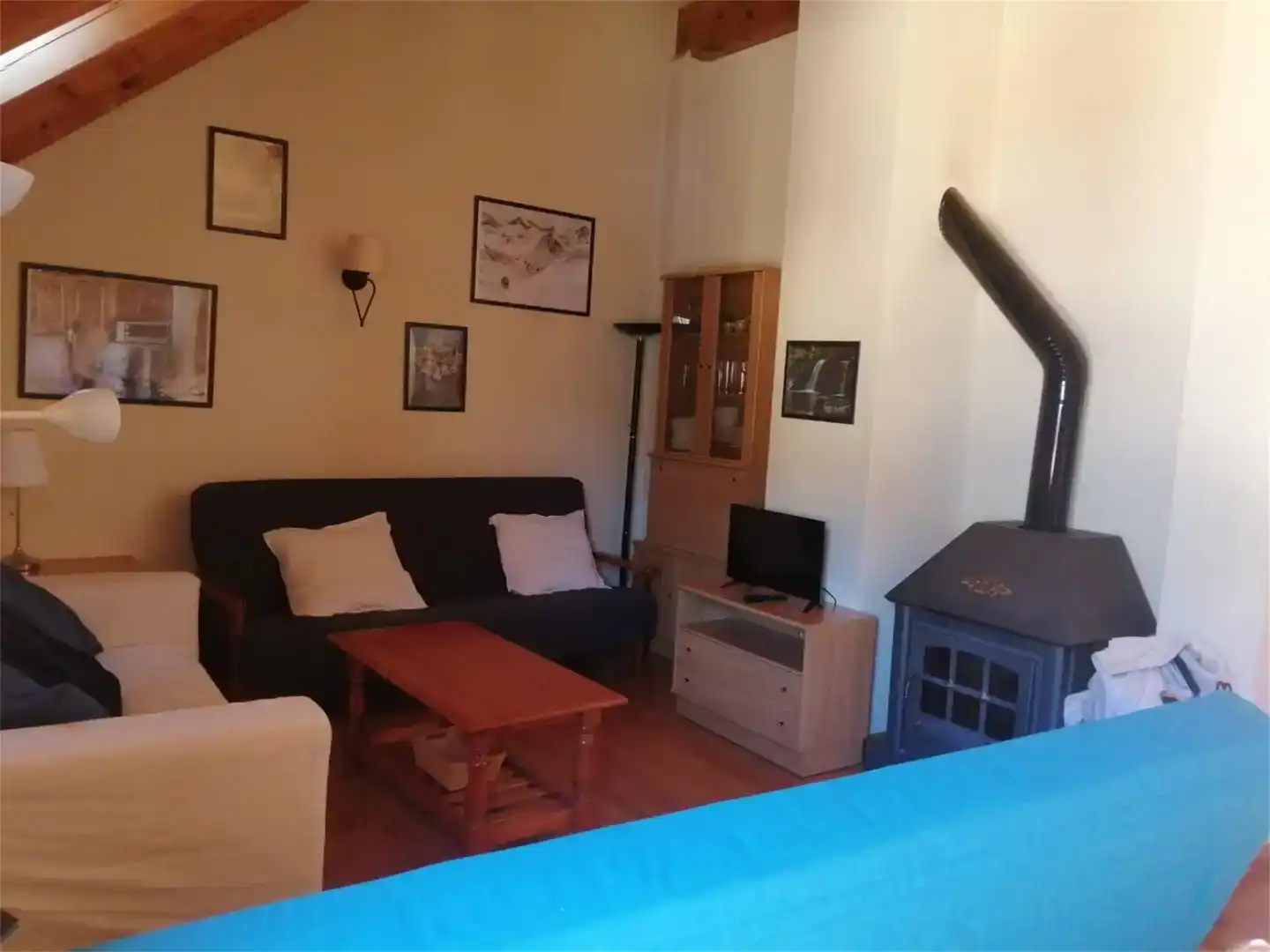 Wohnzimmer von Wohnung zur Miete in Castejón de Sos mit Parkett und Möbliert