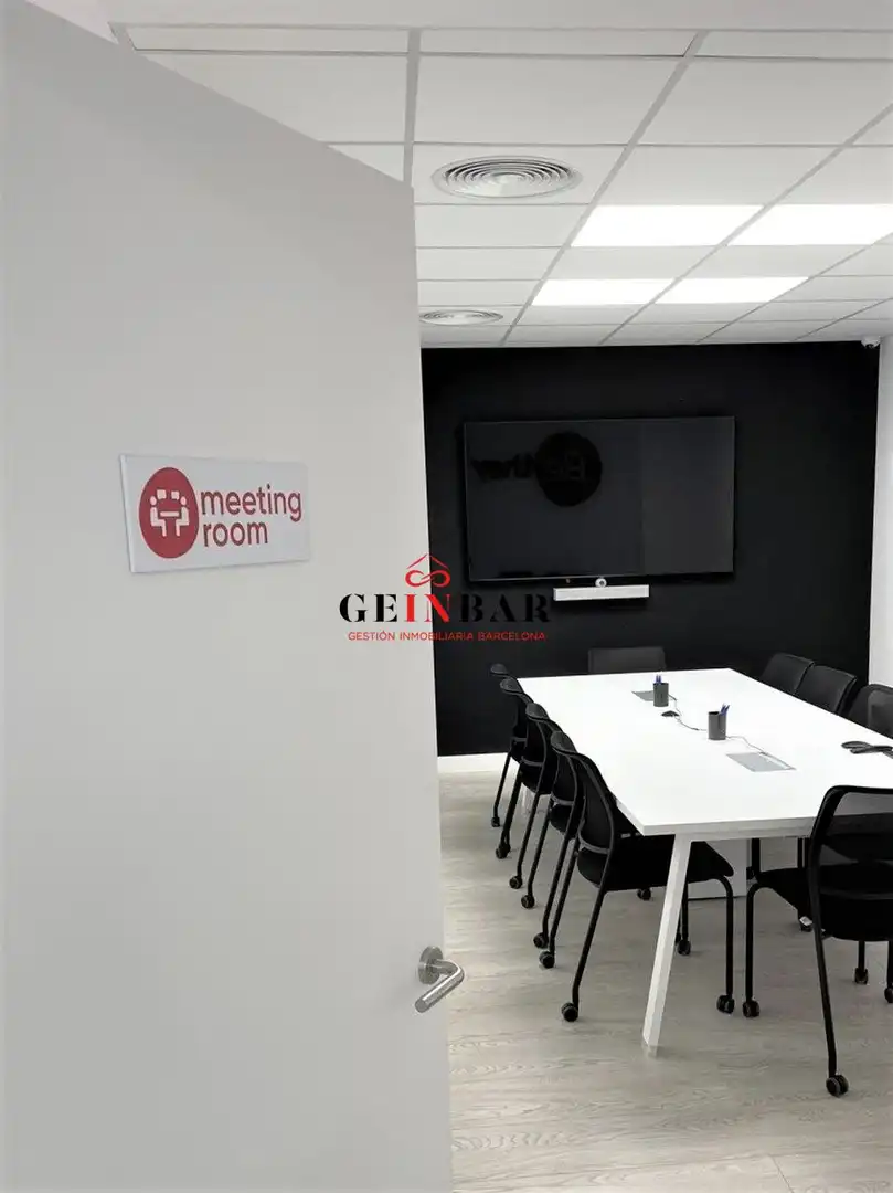 Büro zur Miete in Calle ANGLI, Les Tres Torres
