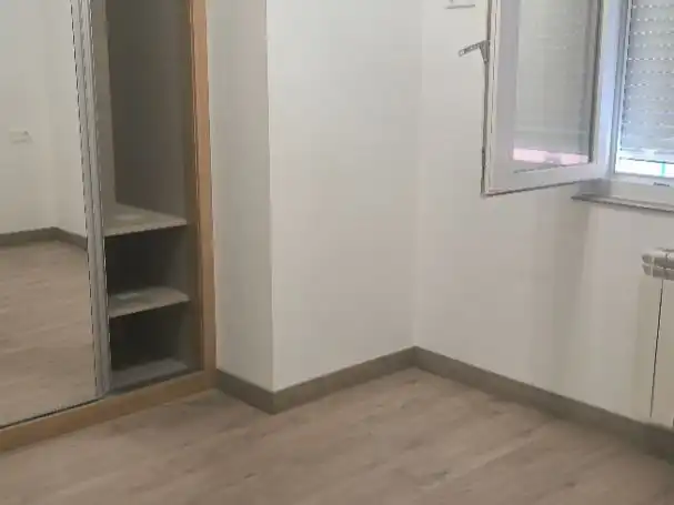 Dormitori de Apartament de lloguer en La Vega - La Sal