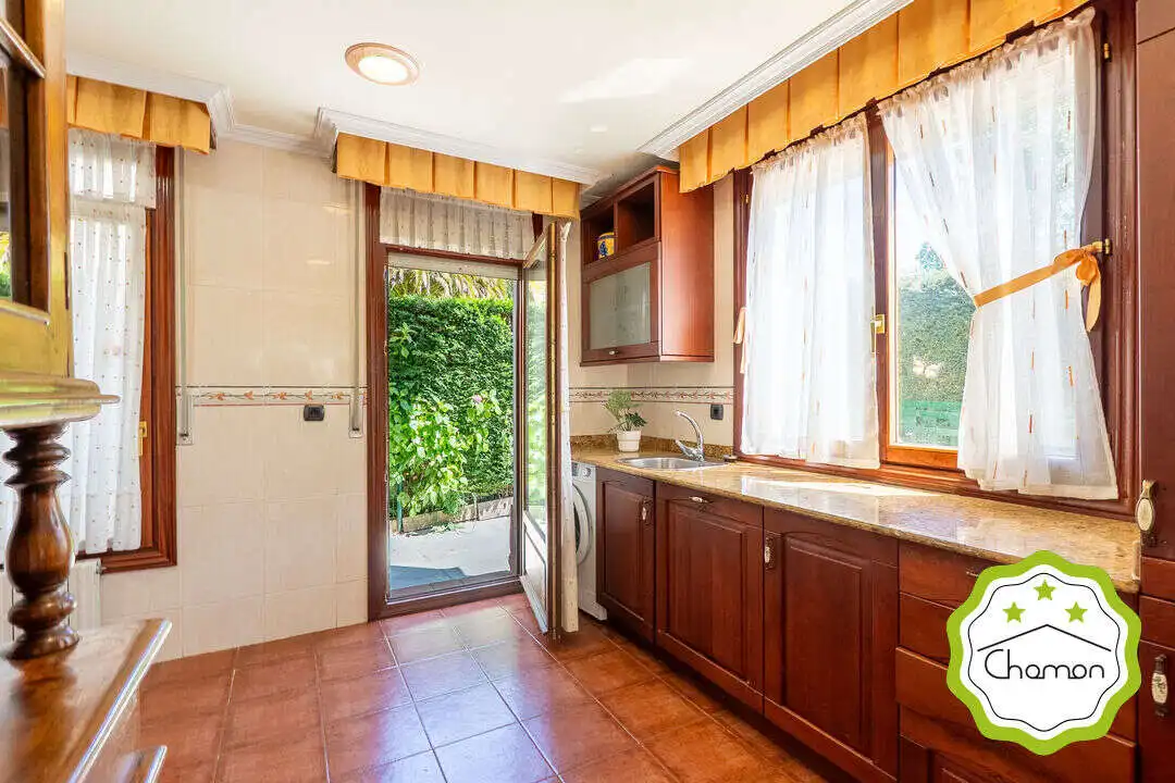 Cuina de Casa o xalet en venda en Zeberio amb Calefacció, Jardí privat i Traster