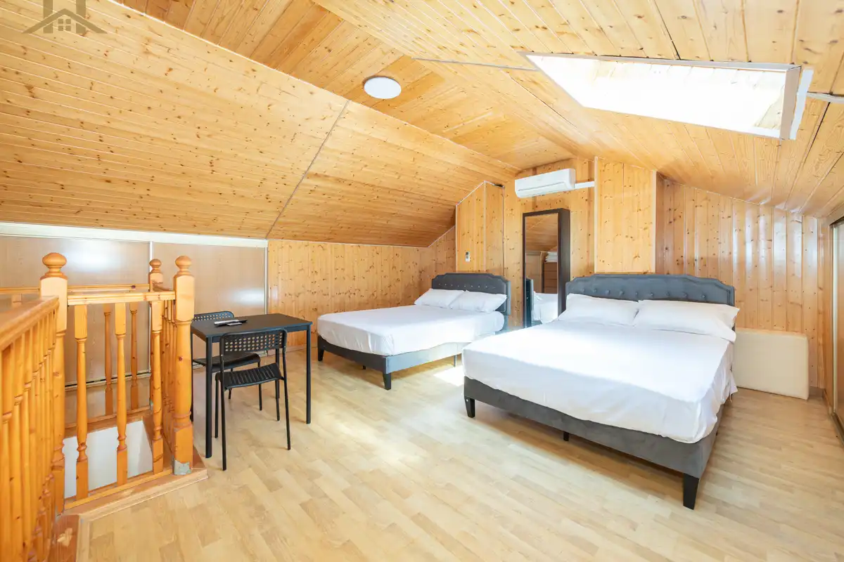 Habitación de Casa adosada en venta en Loeches con Aire acondicionado, Calefacción y Jardín privado