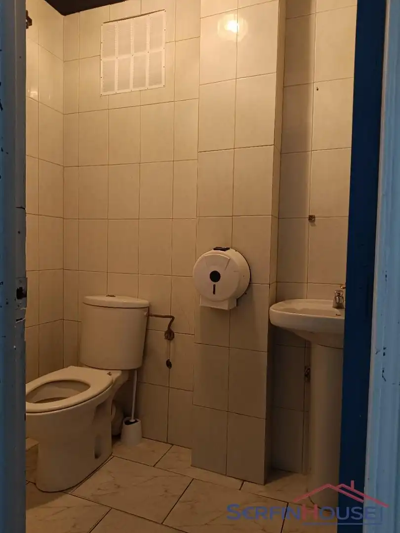Baño de Local en venta en Noja con Terraza