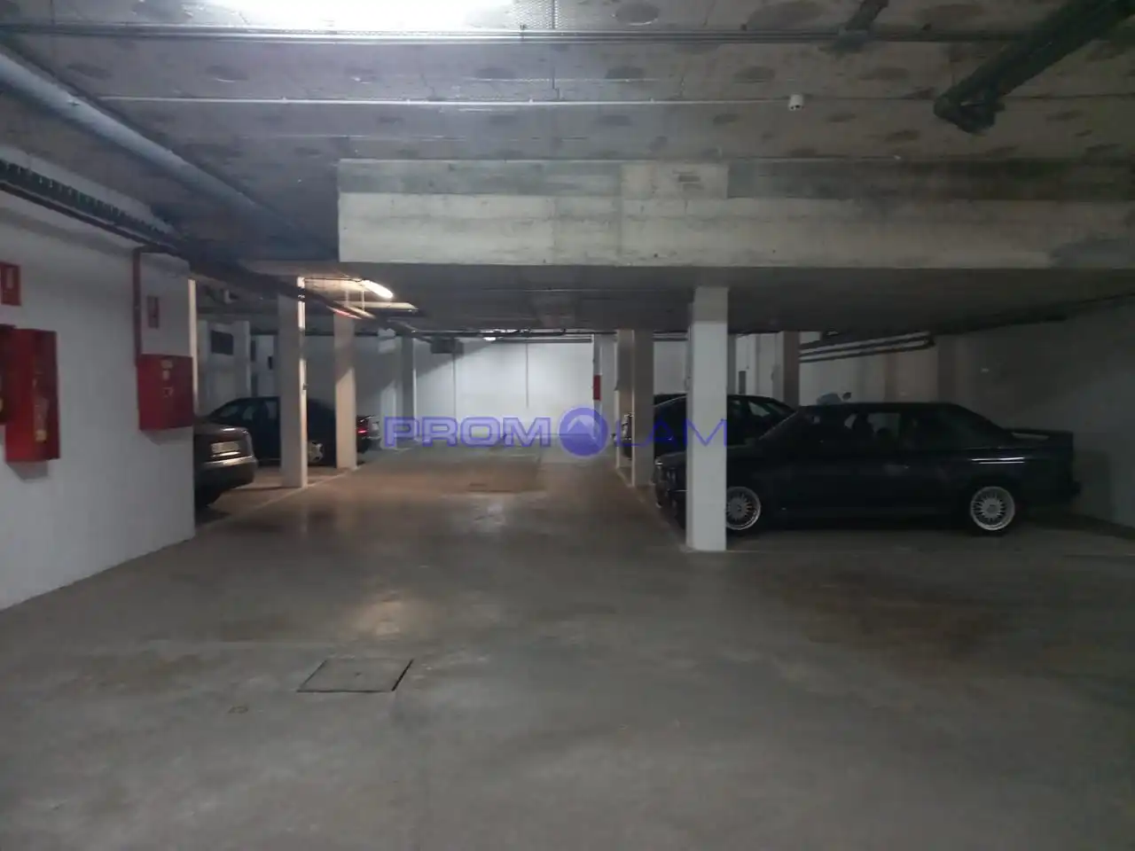 Parkplatz von Garage zum Verkauf in Pilas