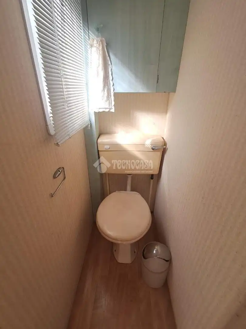 Baño de Finca rústica en venta en Carmona