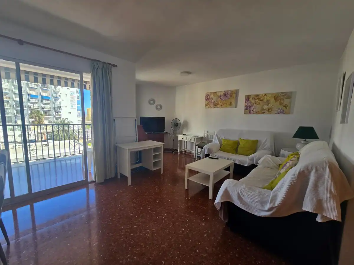 Wohnzimmer von Wohnungen zum Verkauf in Benalmádena mit Klimaanlage, Heizung und Schwimmbad