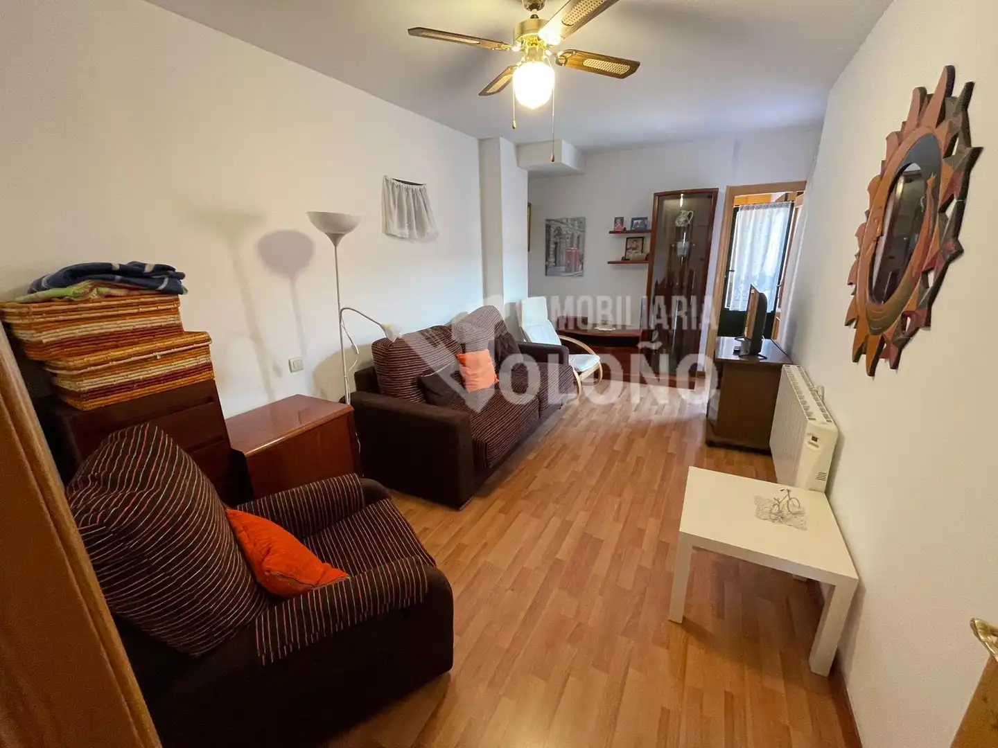 Sala de estar de Apartamento en venta en Cuzcurrita de Río Tirón con Calefacción, Parquet y Terraza