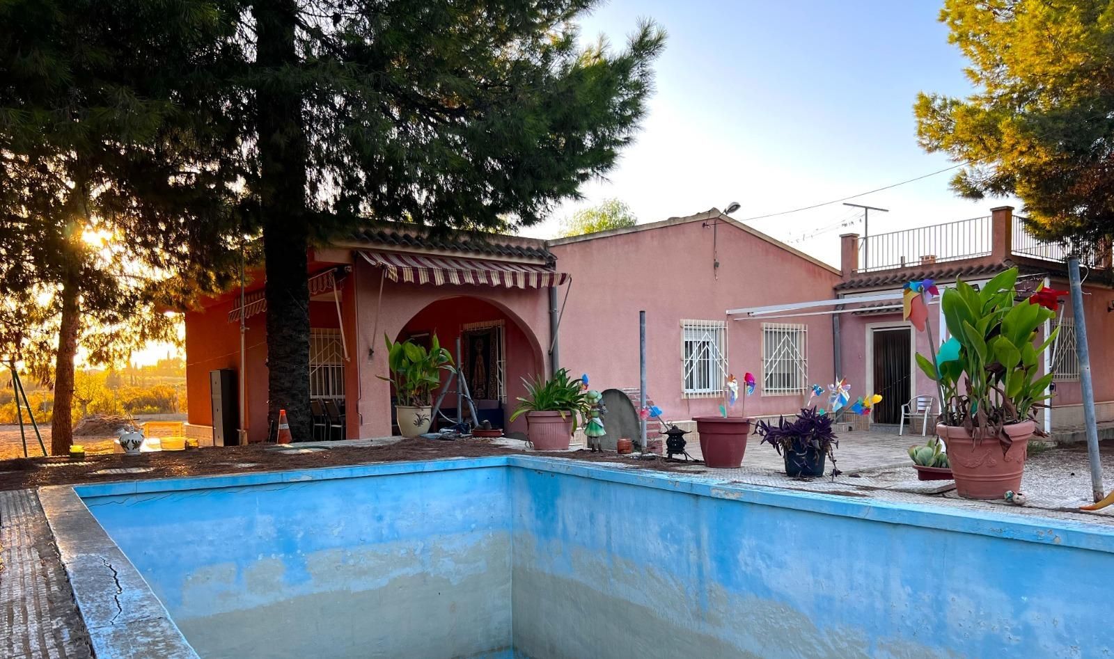 Piscina de Casa o xalet en venda en Elche / Elx amb Jardí privat, Terrassa i Traster