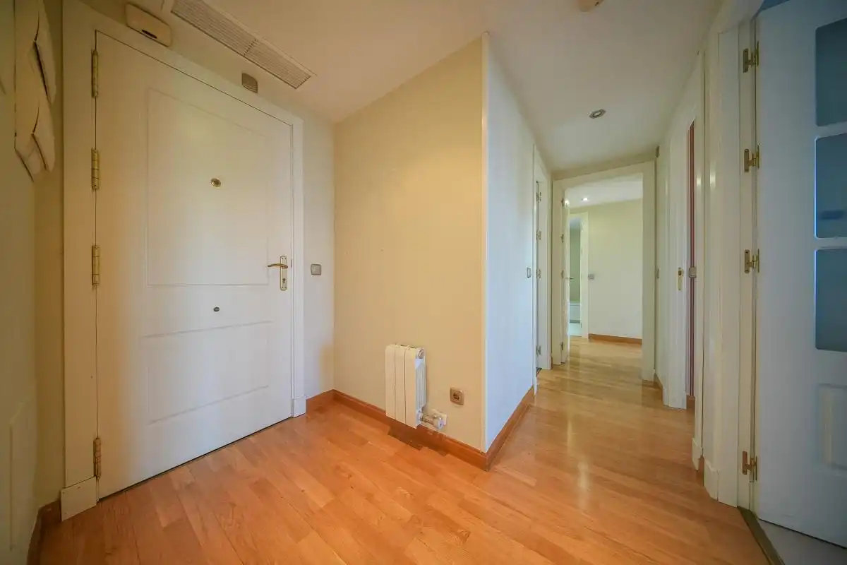 Flat for rent in Madrid  with Air Conditioner, Heating and Terrace