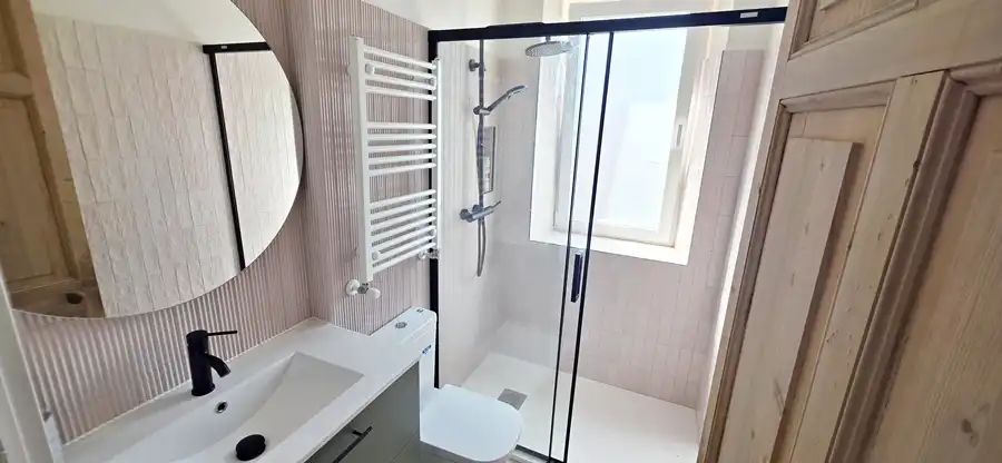 Bany de Apartament de lloguer en Gorliz amb Calefacció, Moblat i Forn