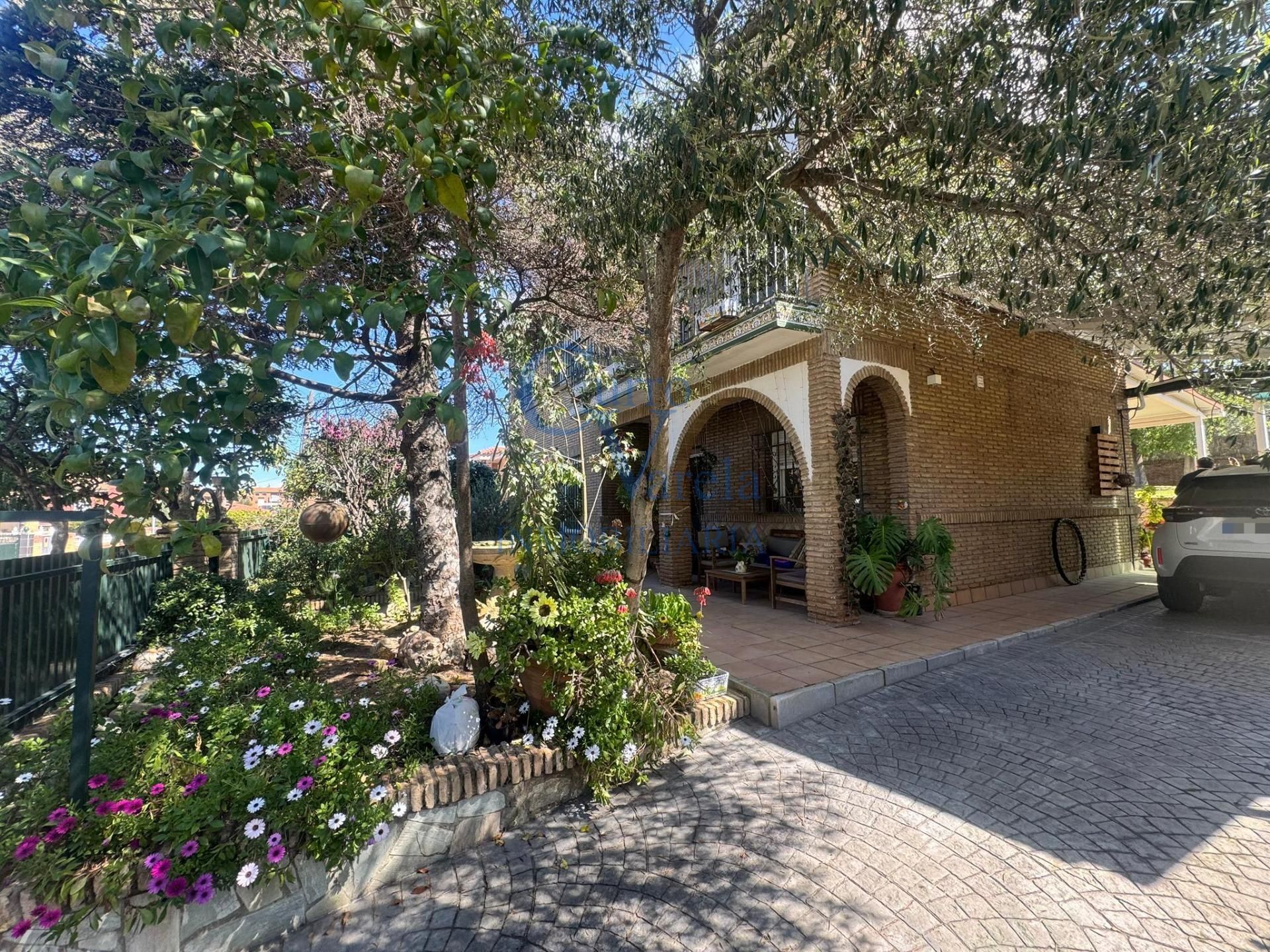 Garden of House or chalet for sale in Montequinto  with Air Conditioner, Private garden and Terrace