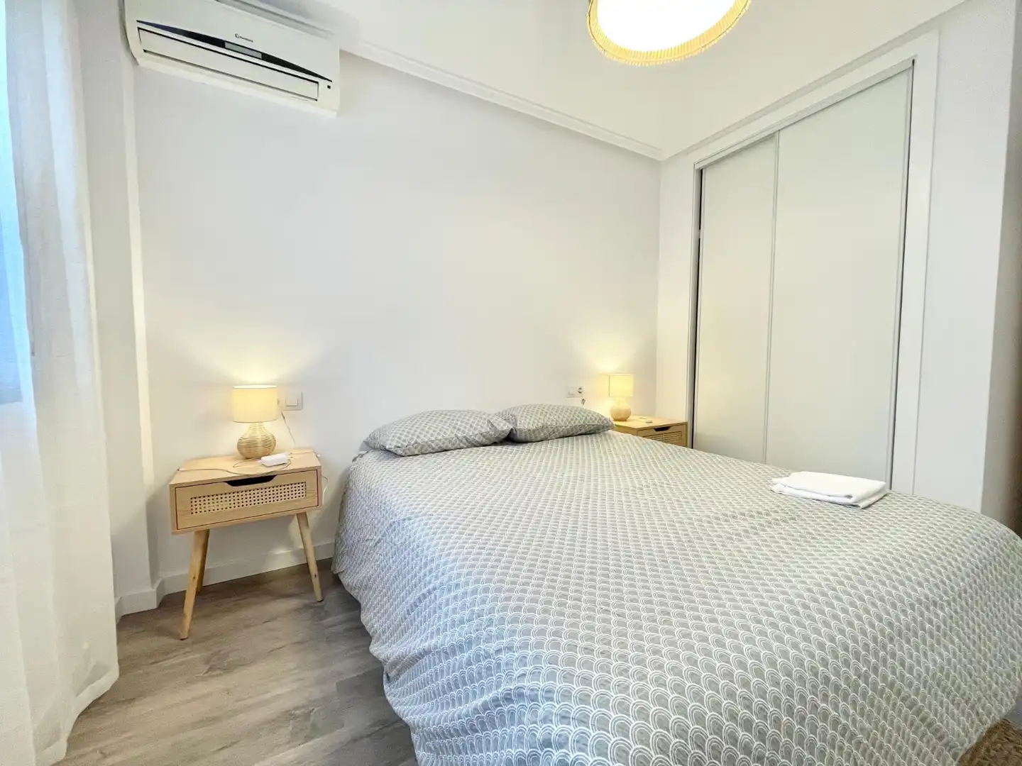 Bedroom of Ground floor for rent in Torrevieja  with Air Conditioner, Heating and Private garden