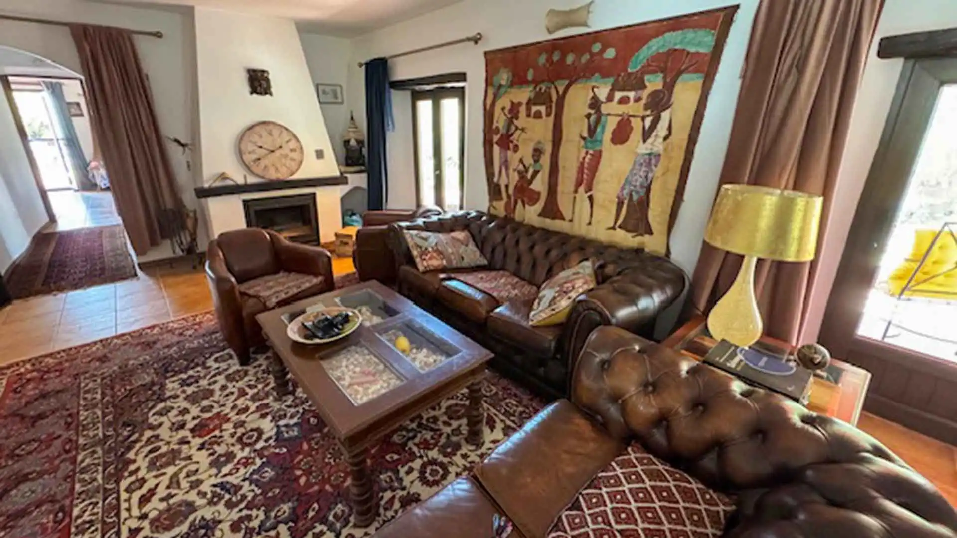 Sala d'estar de Casa o xalet en venda en Casares amb Jardí privat, Terrassa i Piscina