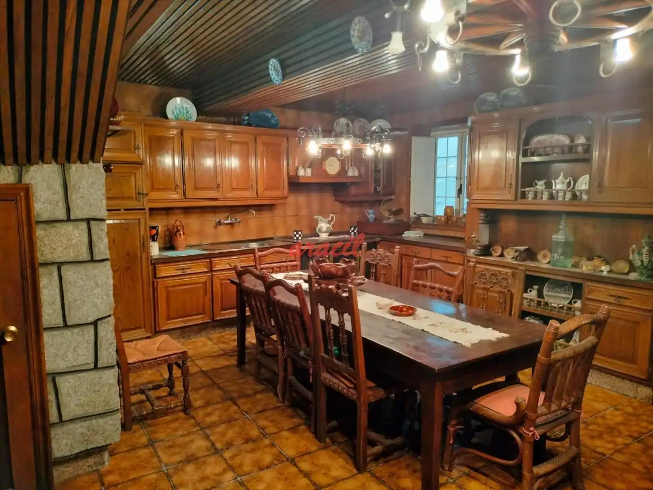 Cocina de Casa o chalet en venta en Ourense Capital  con Calefacción, Jardín privado y Terraza