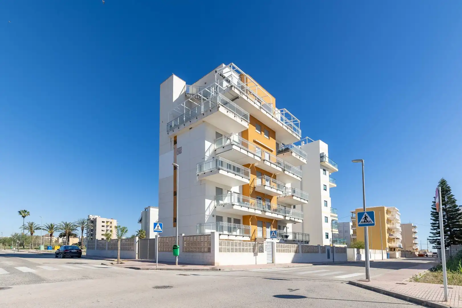 Vista exterior de Àtic en venda en Piles amb Aire condicionat, Calefacció i Terrassa