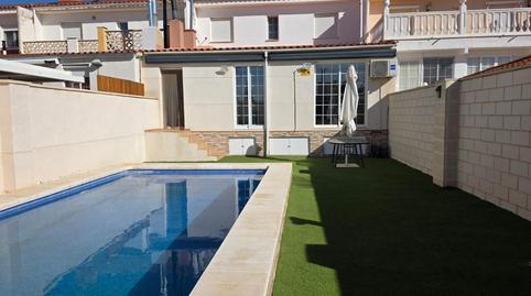 Foto 2 de Casa adosada en venda a Los Olivos, La Gineta, Albacete