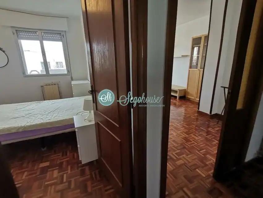 Habitación de Piso en venta en Segovia con Calefacción, Parquet y Terraza