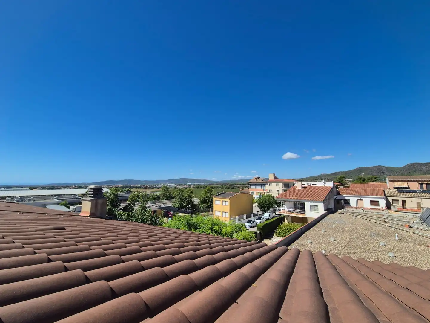 Außenansicht von Wohnung zum Verkauf in Sant Jaume dels Domenys mit Heizung, Schwimmbad und Balkon