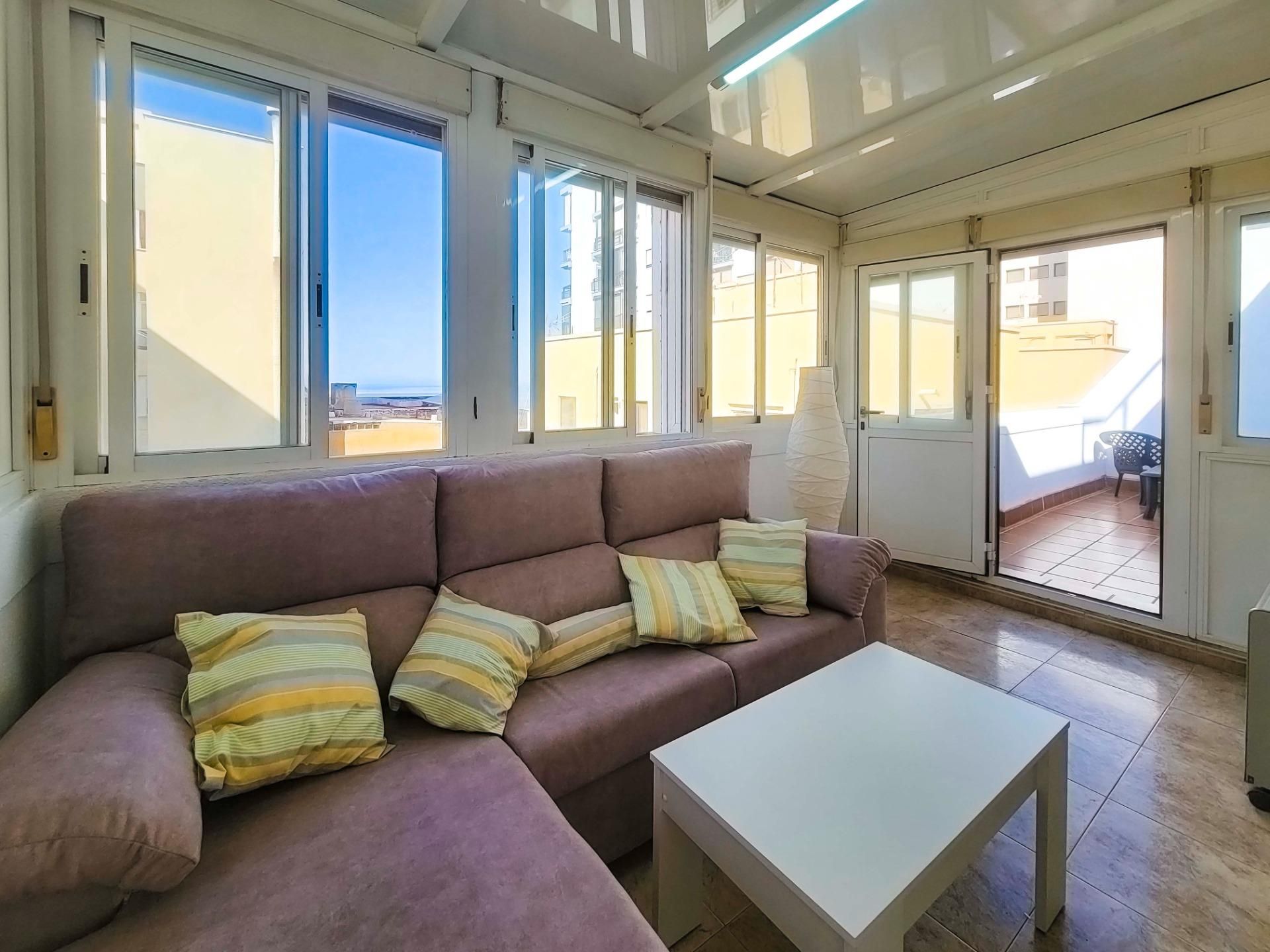Living room of Attic to rent in  Almería Capital  with Air Conditioner, Heating and Terrace
