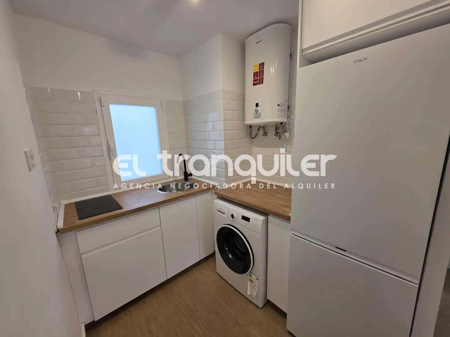 Cocina de Piso en venta en Madrid con Terraza y Lavadora