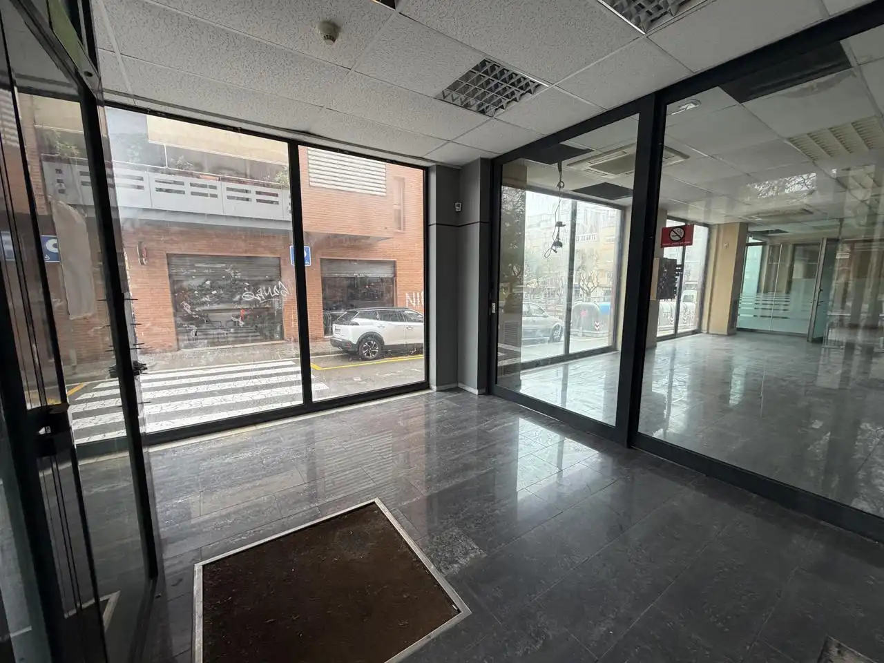 Commercial properties for rent in Castelldefels  with Air Conditioner