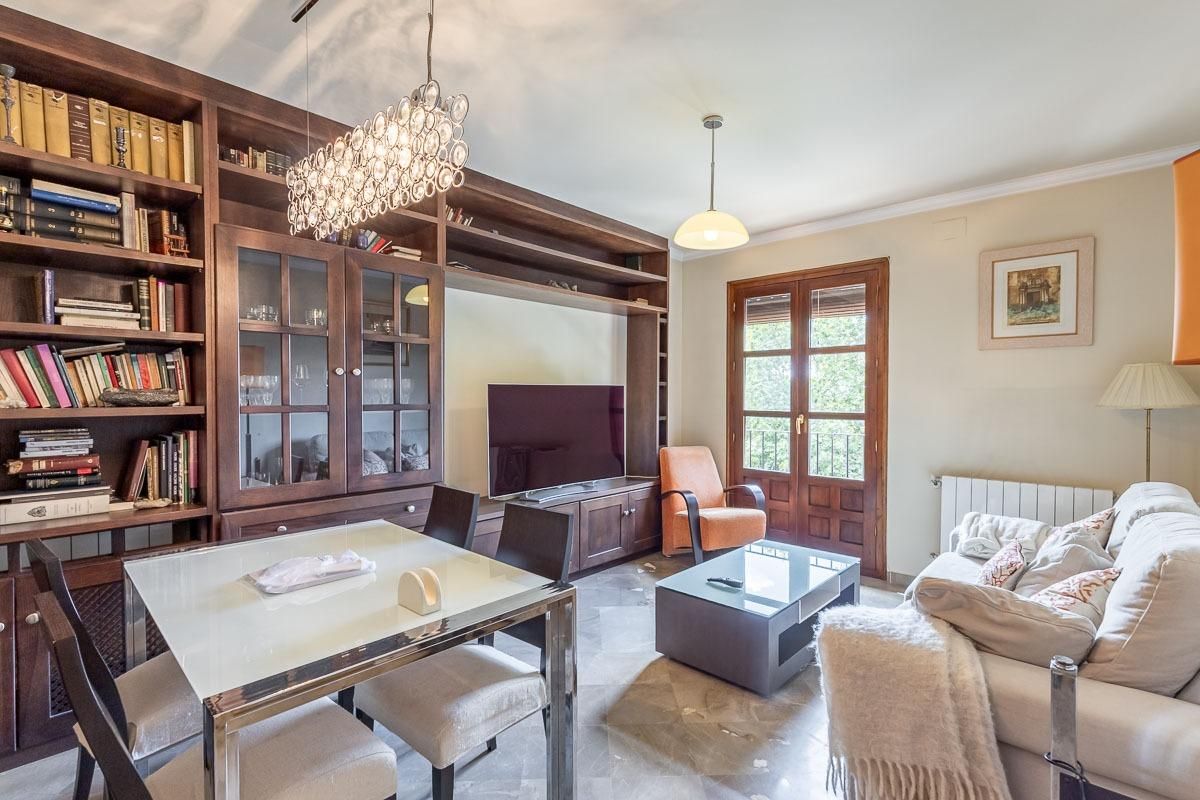 Sala d'estar de Pis de lloguer en  Granada Capital amb Aire condicionat i Calefacció