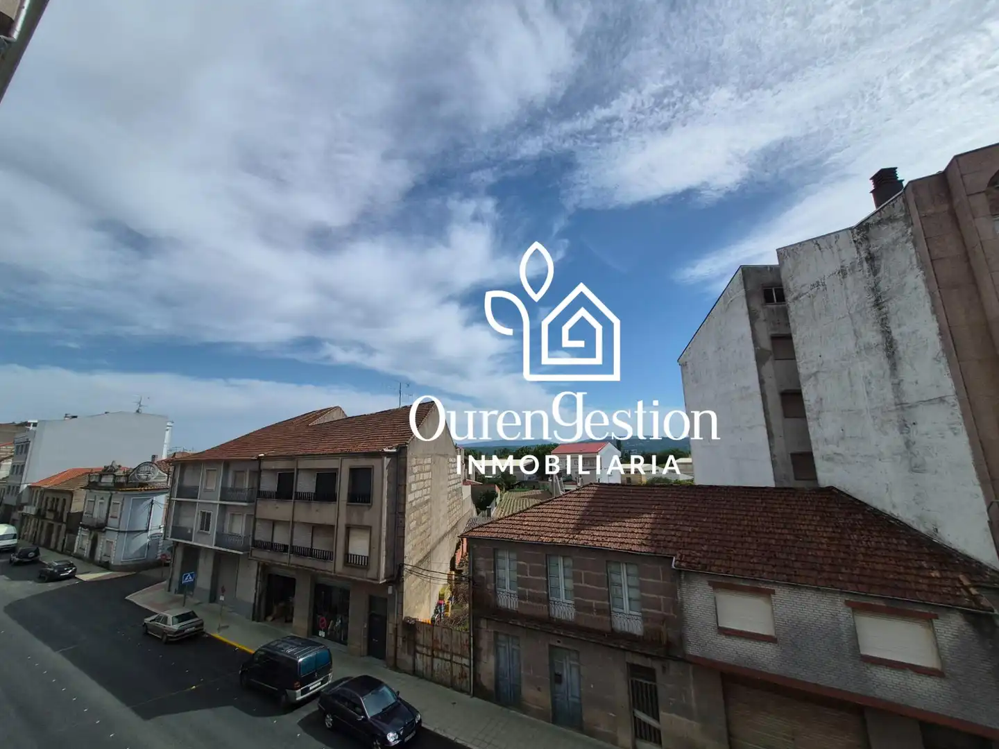 Vista exterior de Casa o xalet en venda en Xinzo de Limia amb Calefacció, Terrassa i Traster