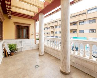 Vista exterior de Casa adosada en venda en Maracena amb Calefacció, Terrassa i Traster