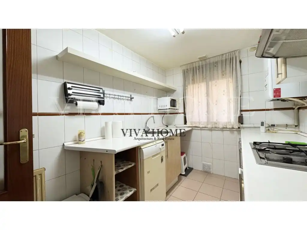 Kitchen of Flat for sale in Madrid
