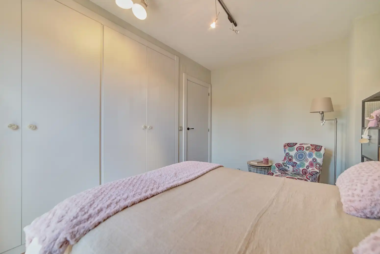 Habitación de Casa o chalet en venta en Orkoien con Calefacción, Parquet y Terraza
