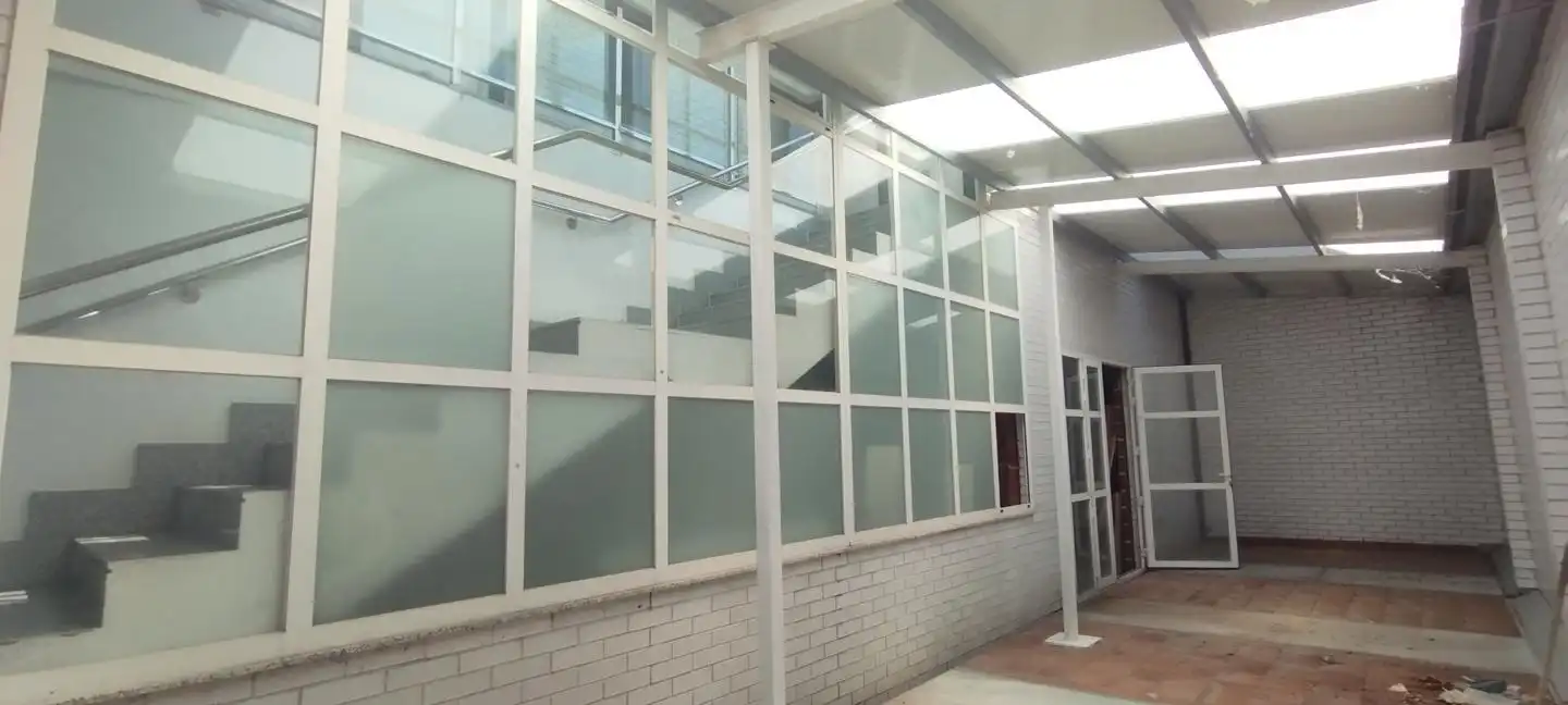 Local comercial en venda a Portillo, imagen 11