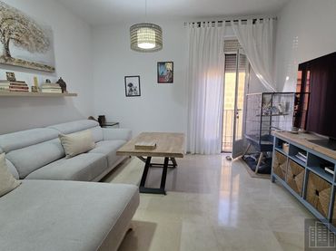 Piso con ascensor en venta en Madre de Dios - Vallesequillo