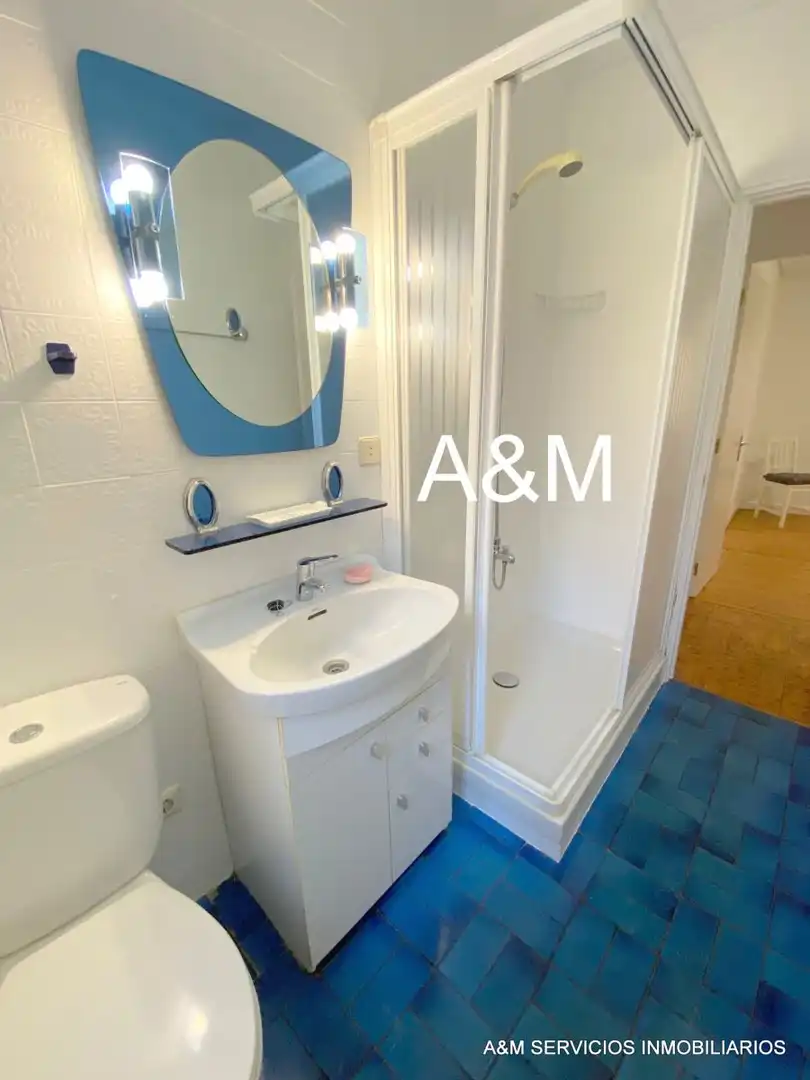 Bathroom of Flat for rent in Vitoria - Gasteiz  with Heating and Furnished
