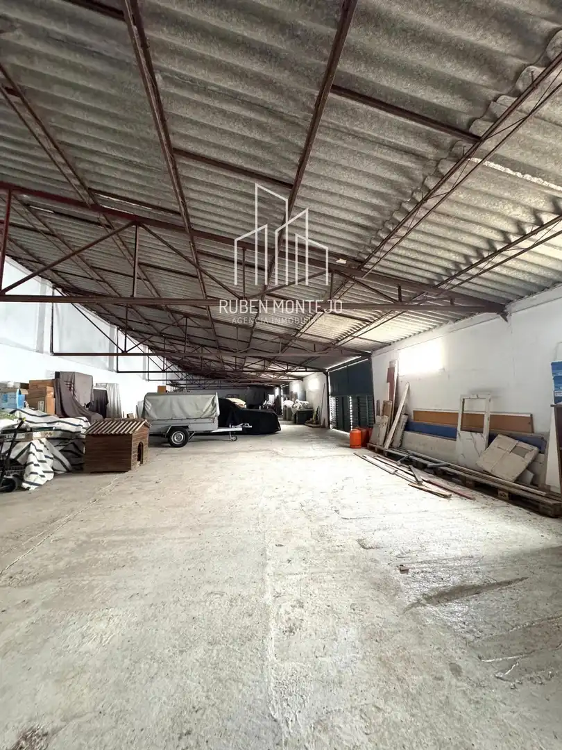 Außenansicht von Fabrikhallen zum Verkauf in Peñaranda de Bracamonte